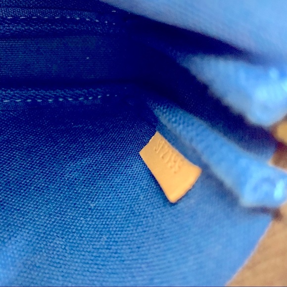 Louis Vuitton Mini Pochette only - Picture 7 of 9